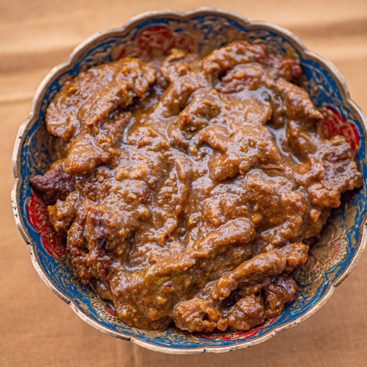 Lapis daging – Effiloché de bœuf mijoté à la sauce soja – Recette indonésienne