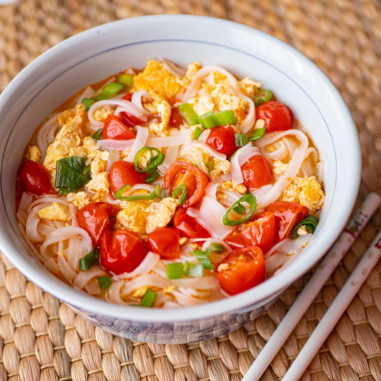Soupe aux œufs et aux tomates - Recette taiwanaise
